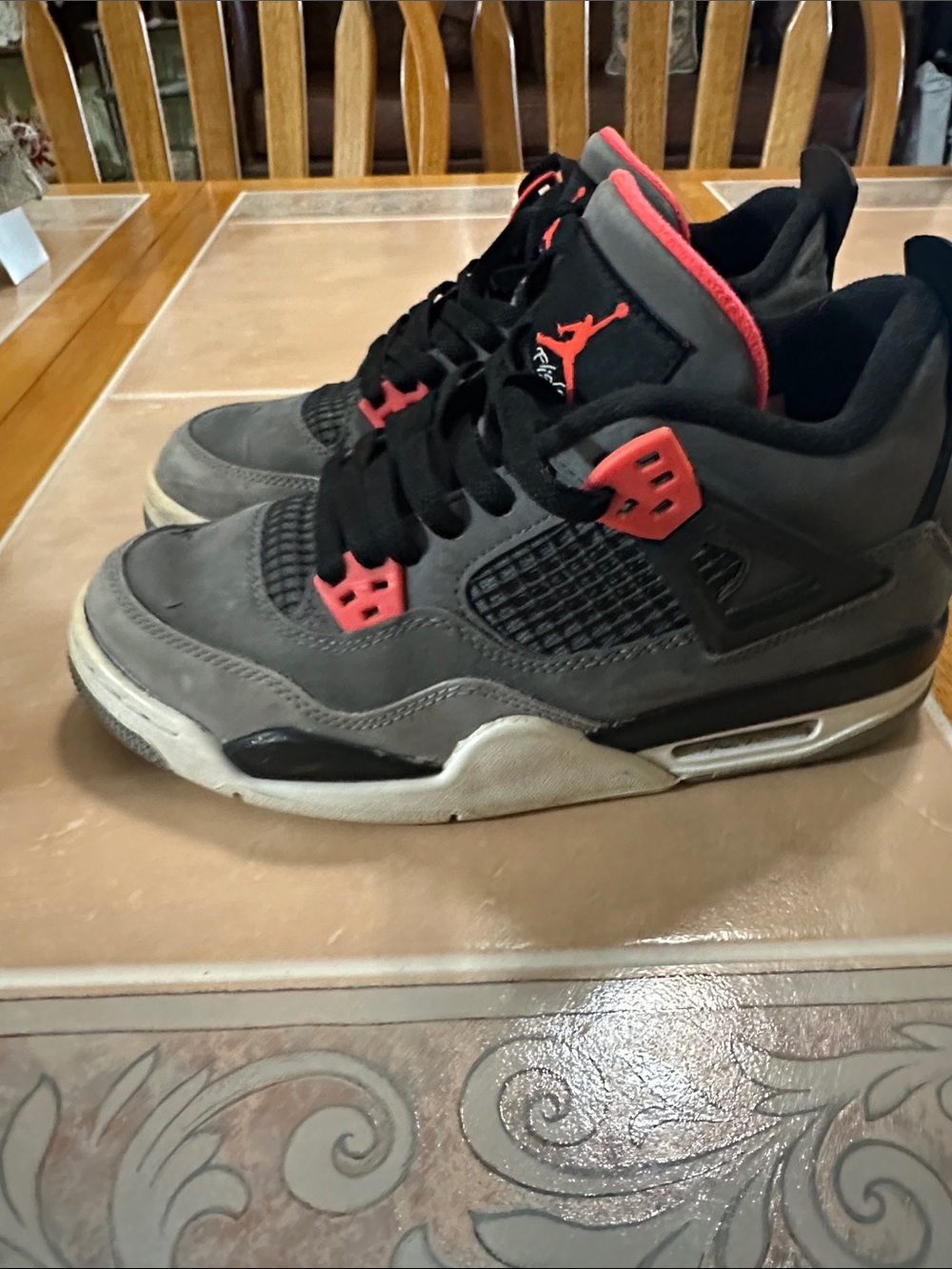 Jordan Men’s 4 Retro Sneakers - Gray and Red - Picture 3 of 11